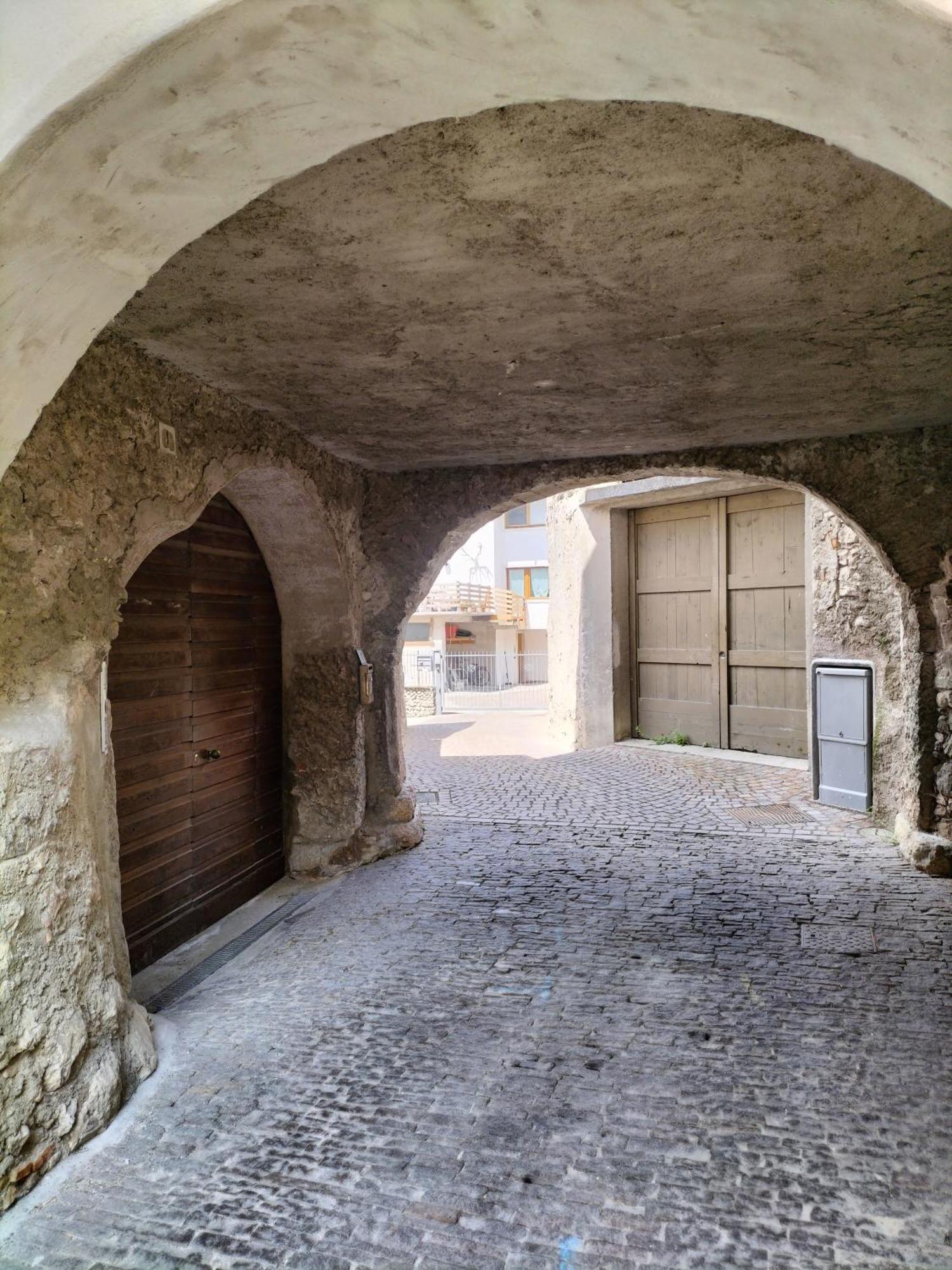 Arco Holiday Esterno foto
